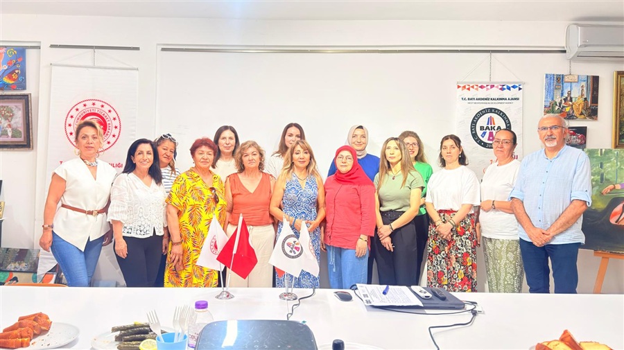 Kadın Kooperatiflerine Uygulamalı Ürün Fotoğrafçılığı Eğitimi Gerçekleştirildi